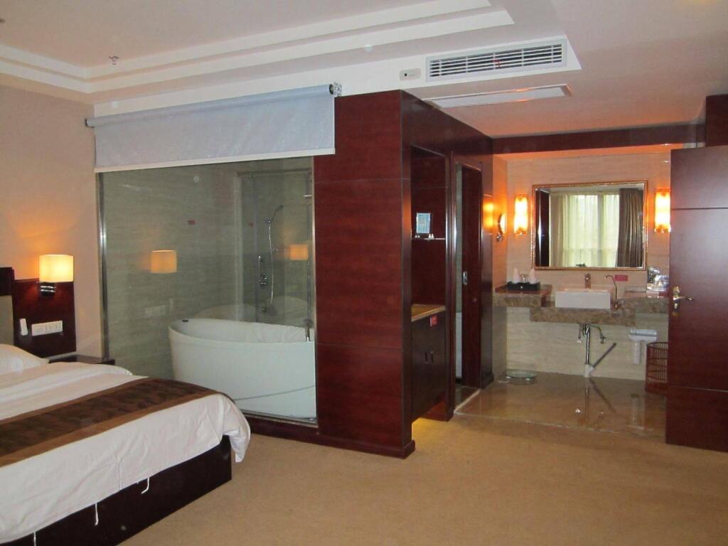 Wenjing Holiday Hotel — фото 2