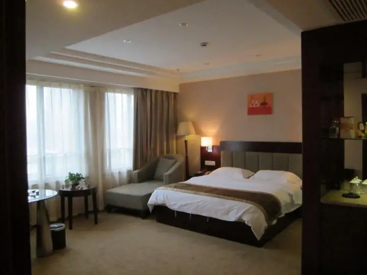 Wenjing Holiday Hotel — фото 6