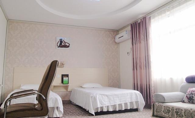 Цзаочжуан: Qianliju Hotel