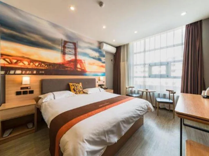 Лянфан: Dream Theme Hotel