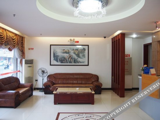 Чжуншань: Zhongshan Nanliang Inn