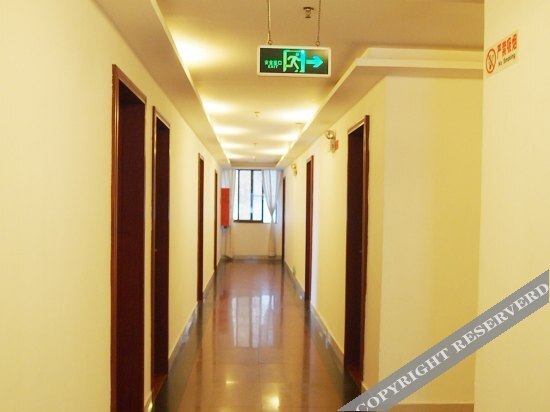 Чжуншань: Zhongshan Nanliang Inn