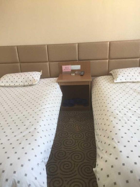 Синтай: Oriental Business Hotel
