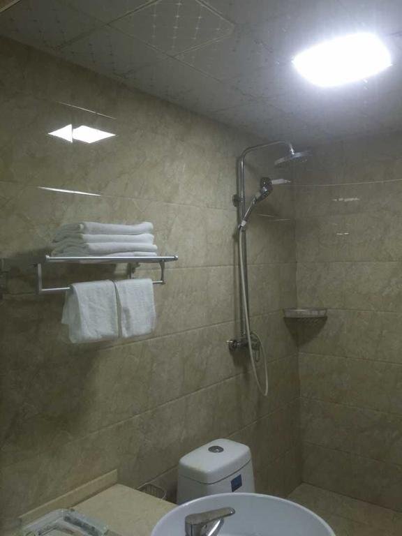 Синтай: Oriental Business Hotel