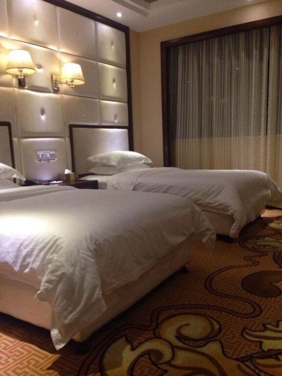 Шаоксинг: Bali Holiday Hotel Shaoxing