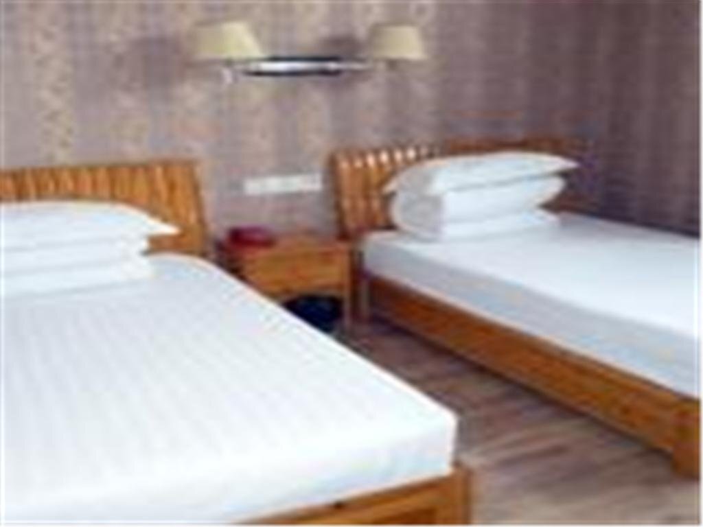 Цзинин: Jining Jinying Inn