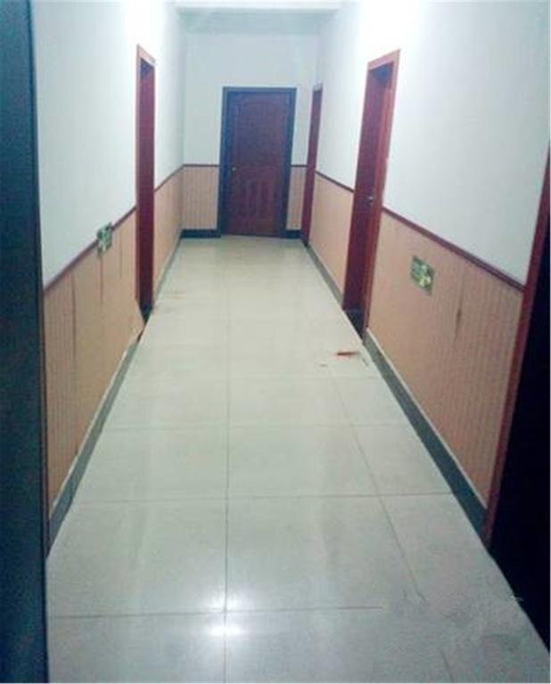 Лянфан: Hongxun Hotel