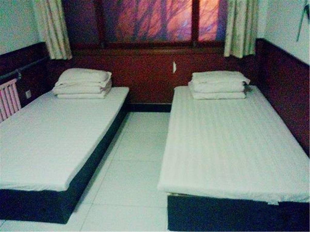Лянфан: Hongxun Hotel