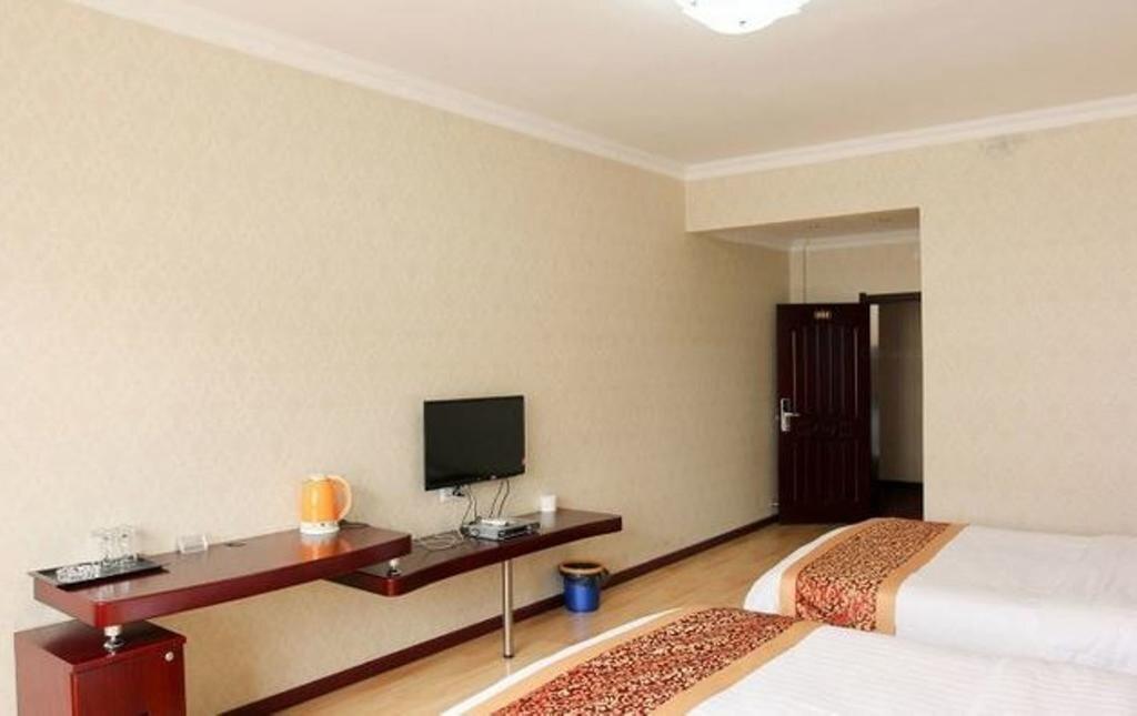 Джин-Чжоу: Digital Hotel