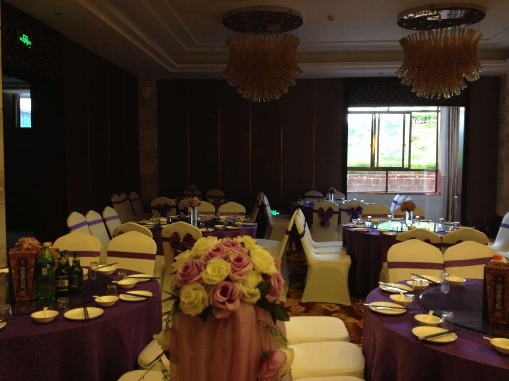 Шанграо: Cen Yang Hotel