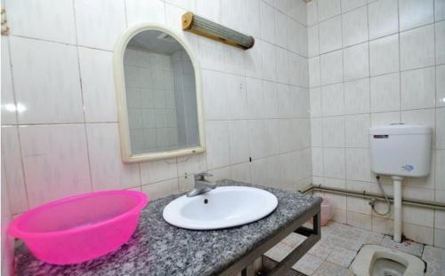 Цюйцзин: Qujing Luoping Hongyuan Guesthouse