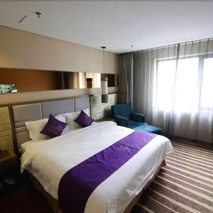 Даньдун: Boyue Hotel