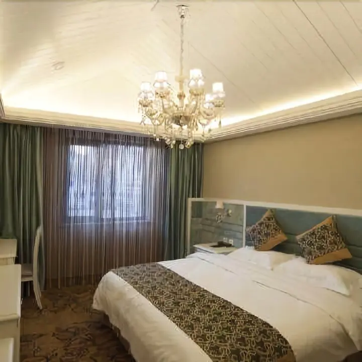 Даньдун: Boyue Hotel