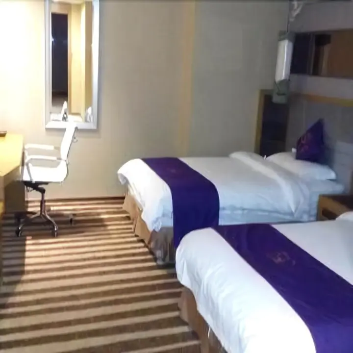 Даньдун: Boyue Hotel
