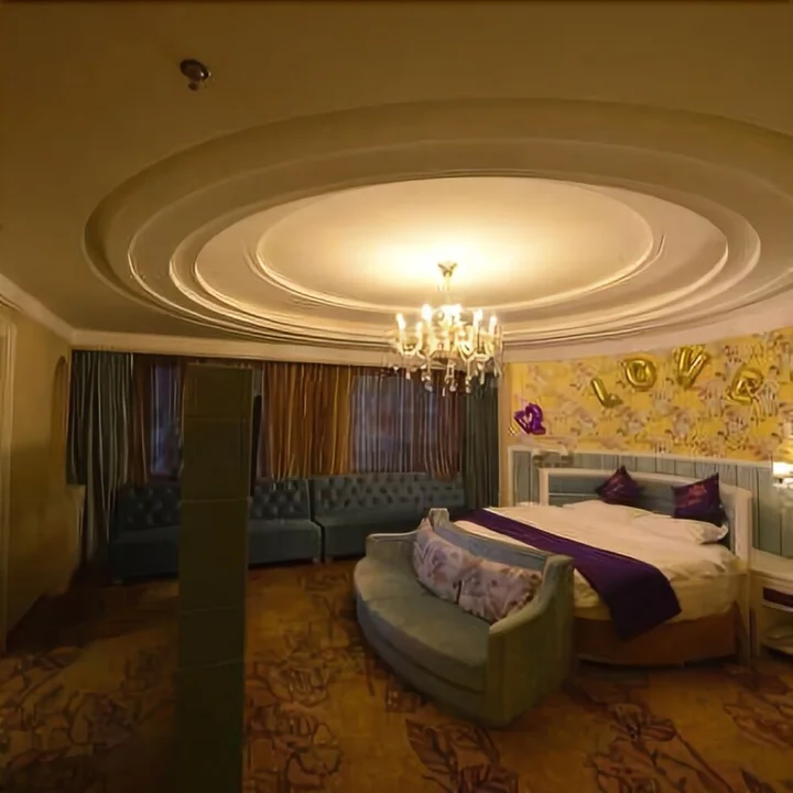 Даньдун: Boyue Hotel