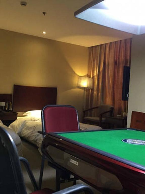 Шанграо: Tenglong Business Hotel