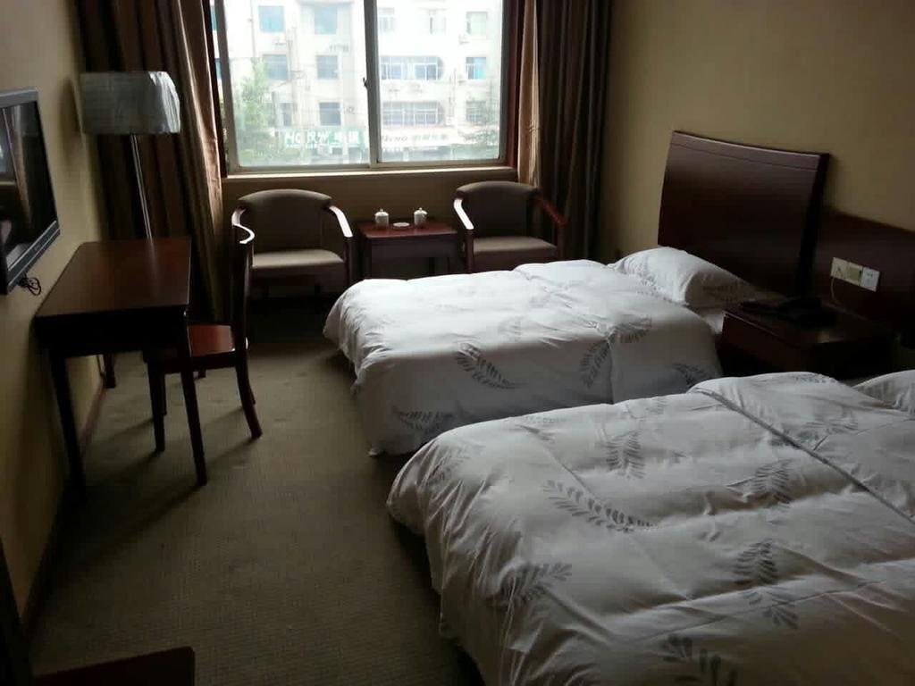 Шанграо: Tenglong Business Hotel