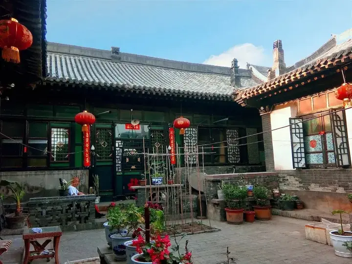 Цзиньчжун: Pingyao Xinlongkui Inn