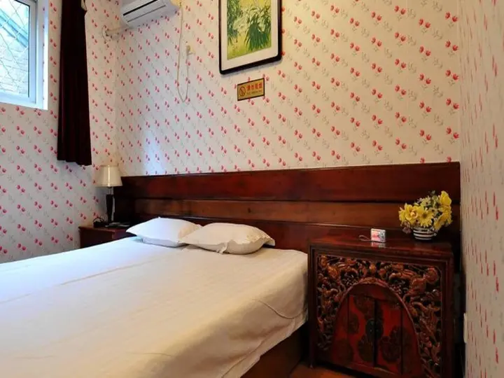 Пекин: Beijing Red Lantern House
