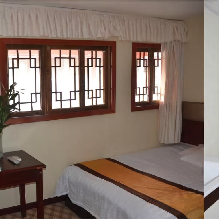 Шиянь: Wudang Mountain Tianyi Holiday Hotel