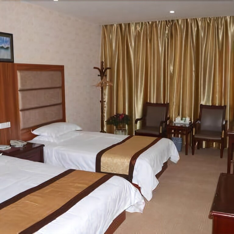 Шиянь: Wudang Mountain Tianyi Holiday Hotel