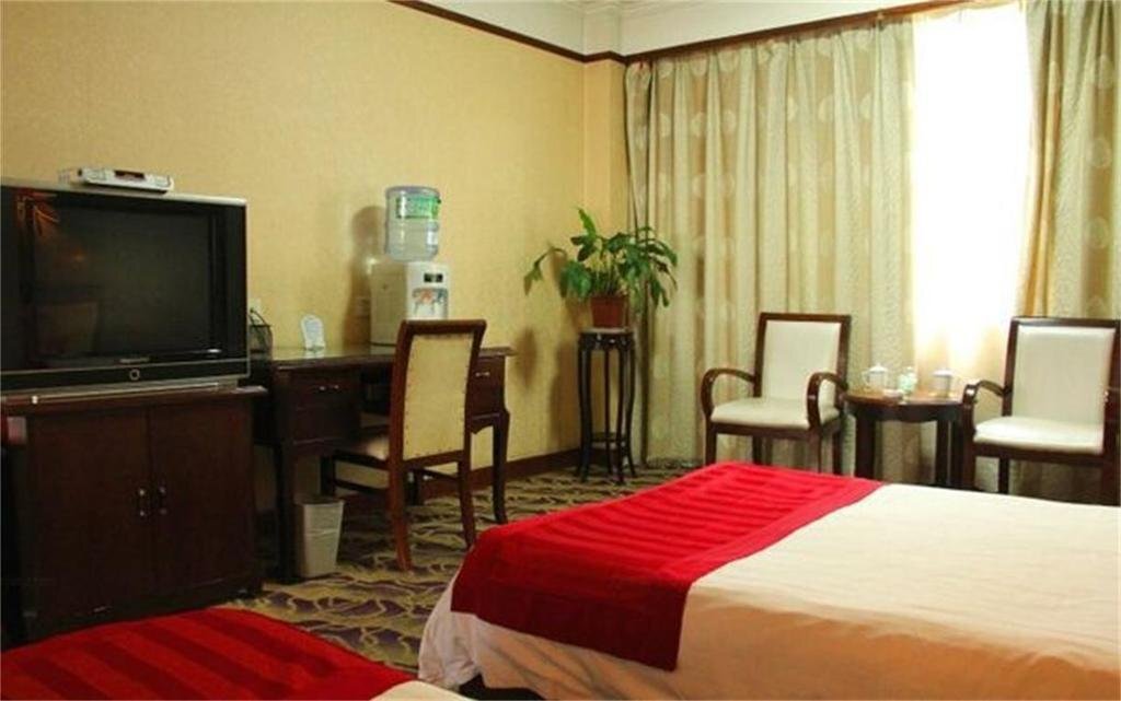 Цзинин: Qufu Yinshi Hotel
