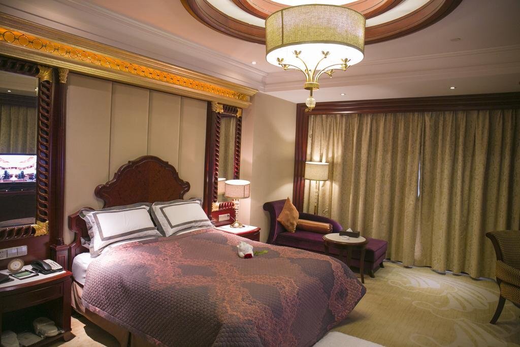 Дунъян: Haitian International Hotel