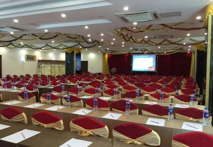 Шэньчжэнь: Jinzun Holiday Hotel