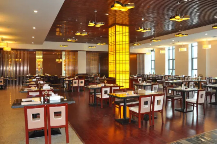 Вэйфан: Dongfang Hotel
