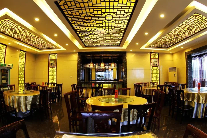 Шанграо: Yujing Hotel
