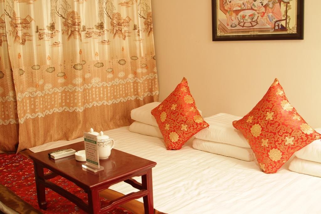 Цзиньчжун: Pingyao Tai He Inn