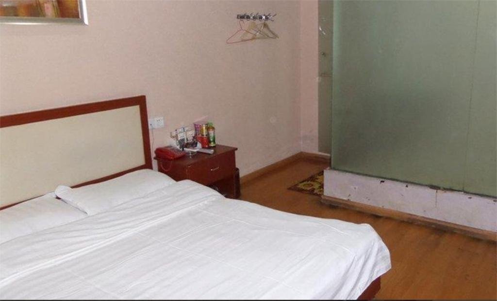 Луань: Lu'an Juyuan Hotel
