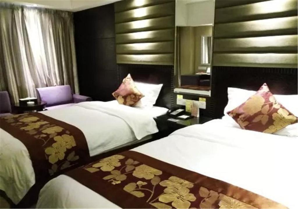 Цзинин: Phoenix Xiyuan Hotel Jining