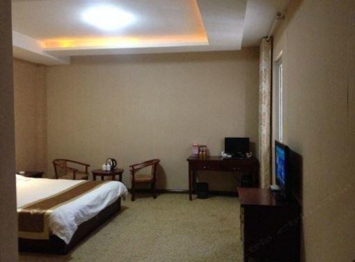 Суцянь: Heng Yue Business Inn