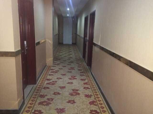 Суцянь: Heng Yue Business Inn