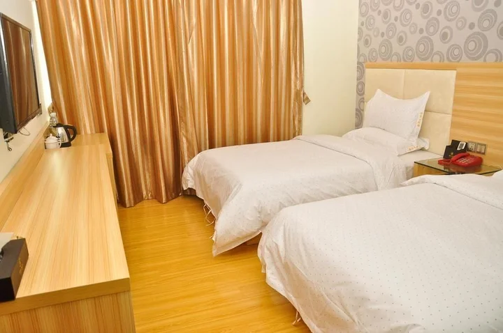 Гуанчжоу: Yaxuan Hotel