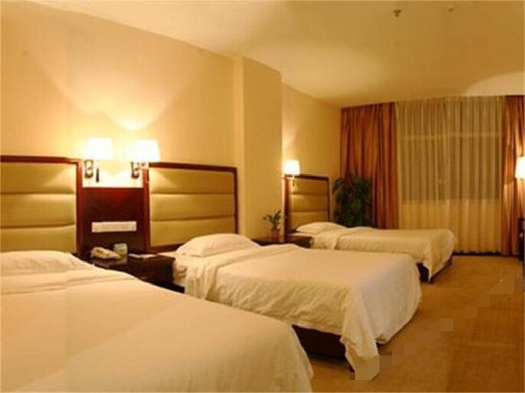 Тайчжоу: Taixing Jinding Business Hotel