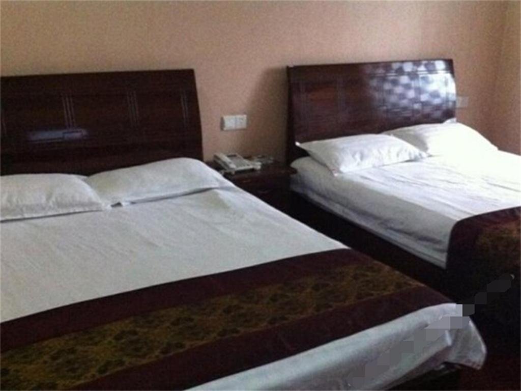 Тайчжоу: Taixing Jinding Business Hotel