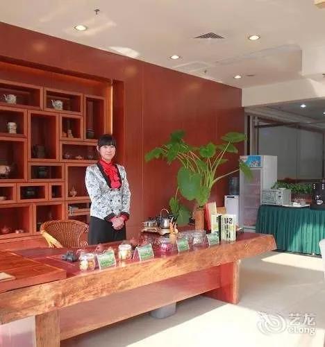 Далянь: Dalian Jinhua
