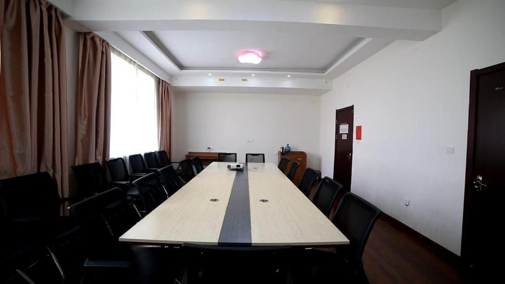Линьфэнь: Bada Express Hotel