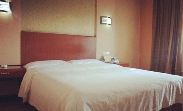 Хуайнань: Jindu Hotel