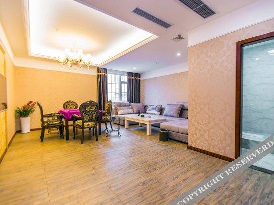 Лешан: Qianwei Blue Coast Holiday Hotel