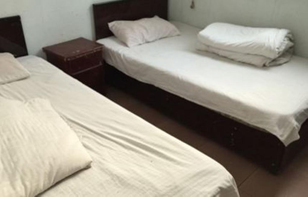 Фуян: Hollywood Inn