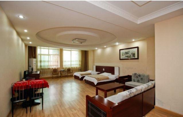 Луань: Jinzhai Holiday Business Hotel