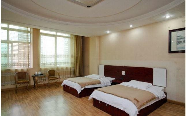 Луань: Jinzhai Holiday Business Hotel