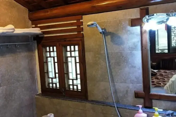 Хуаншань: Huangshan Hongcun Yihu Lvyuan Inn
