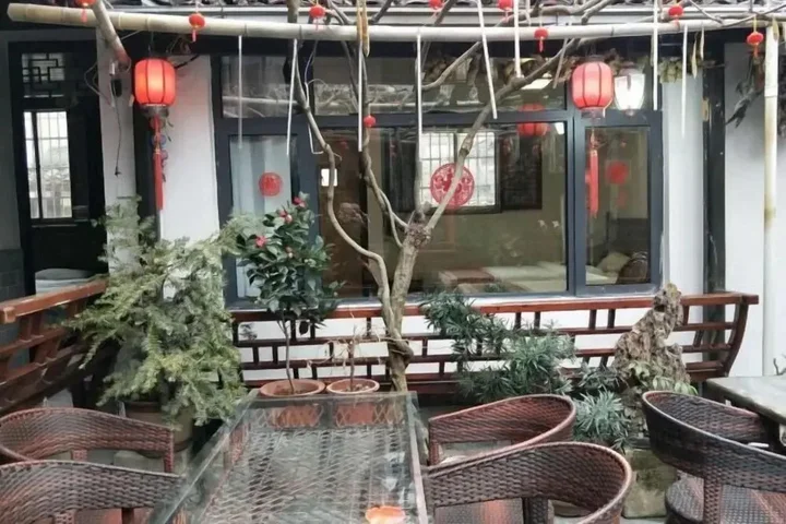 Хуаншань: Huangshan Hongcun Yihu Lvyuan Inn