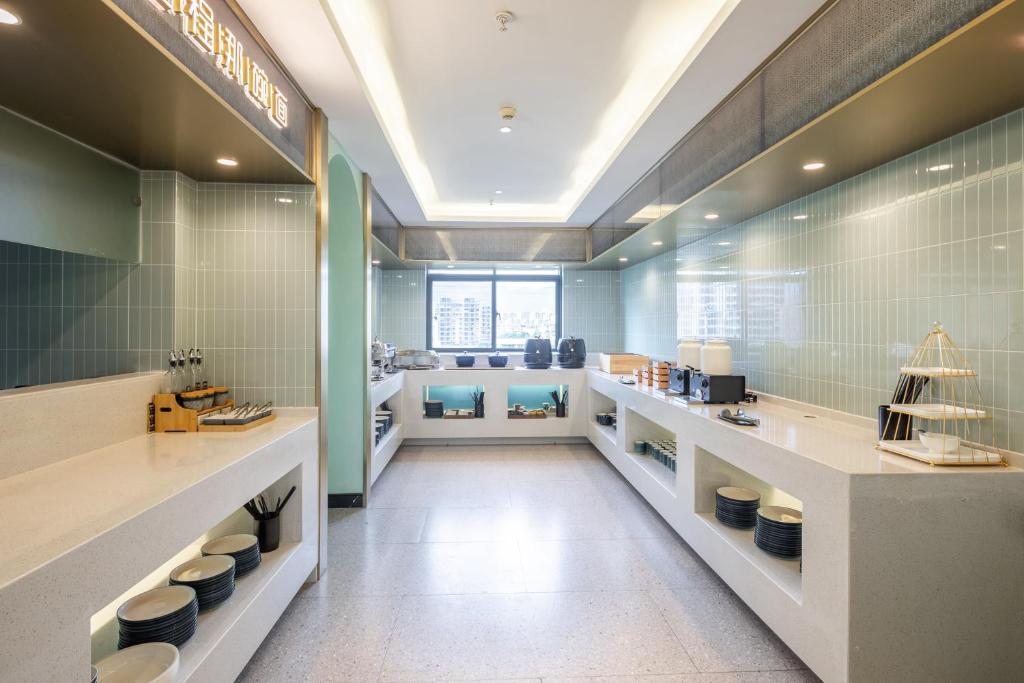Лишуй: Xinhuating Business Hotel