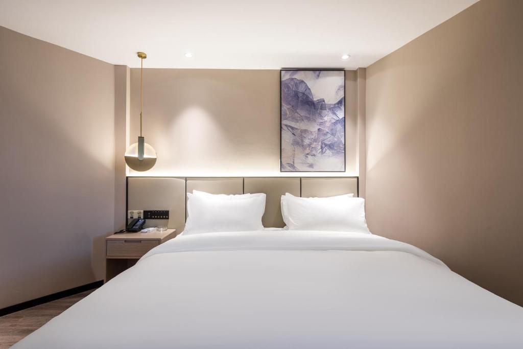 Лишуй: Xinhuating Business Hotel