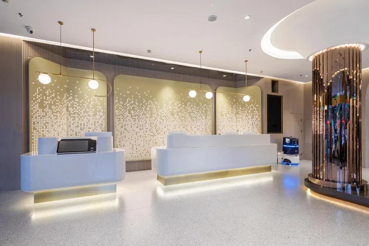 Лишуй: Xinhuating Business Hotel